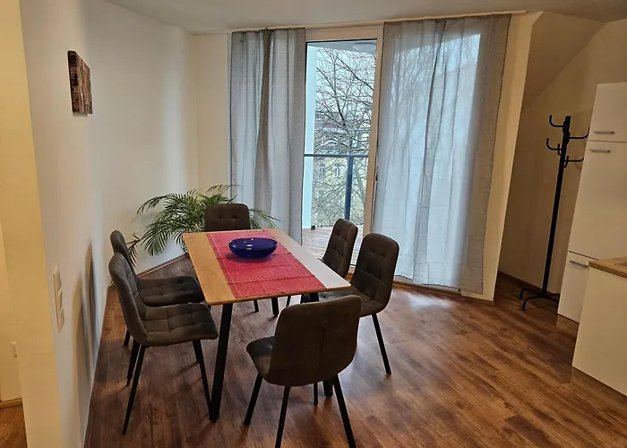 Rooftop 'chestnut Tree' 23 Apartment